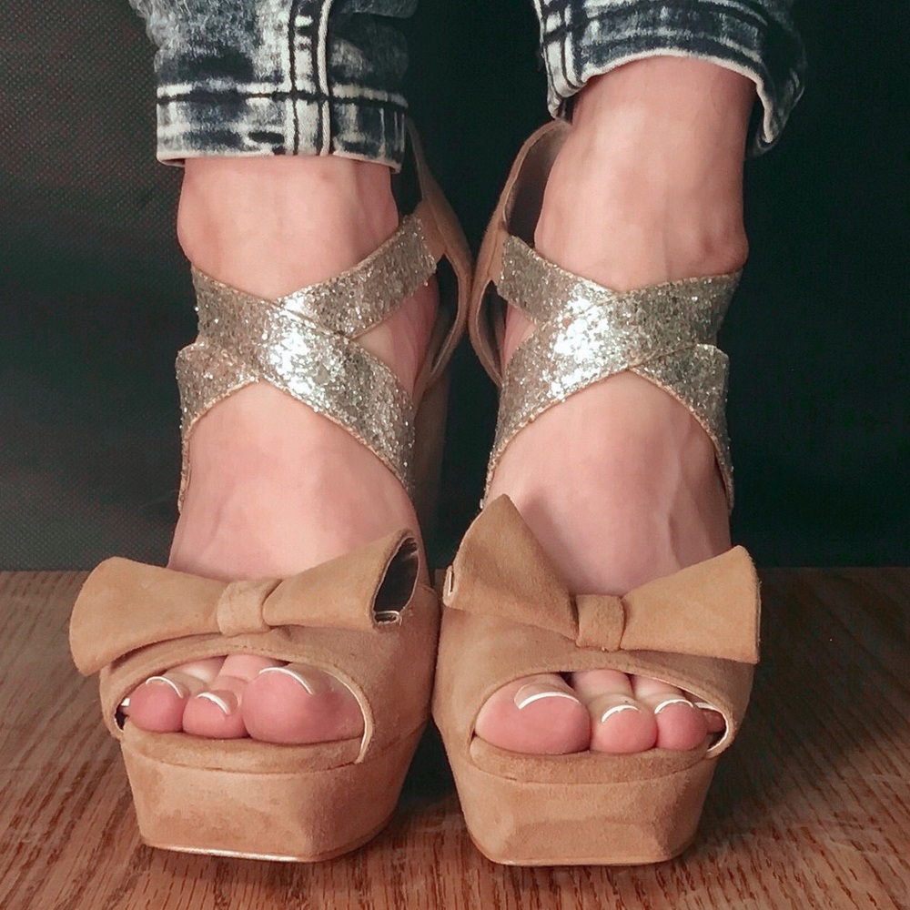 Platforms Chunky Heels Beige Nude Cream Suede Bow - Picture 4 of 8